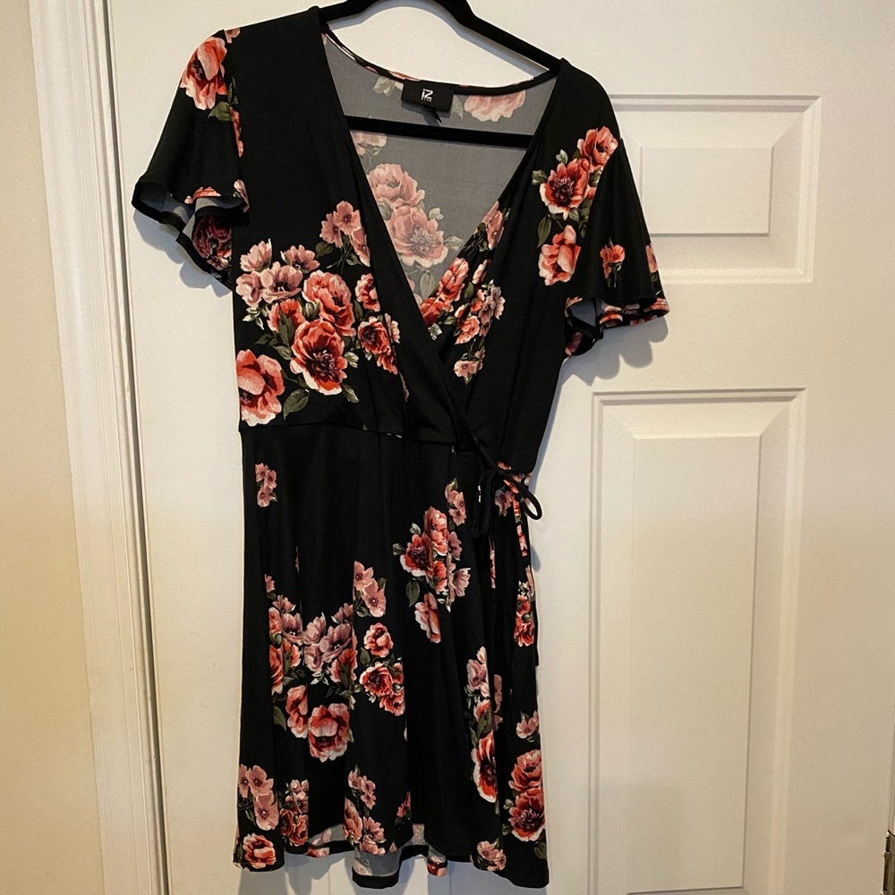 COPY - Nwot IZByer faux wrap dress XL
